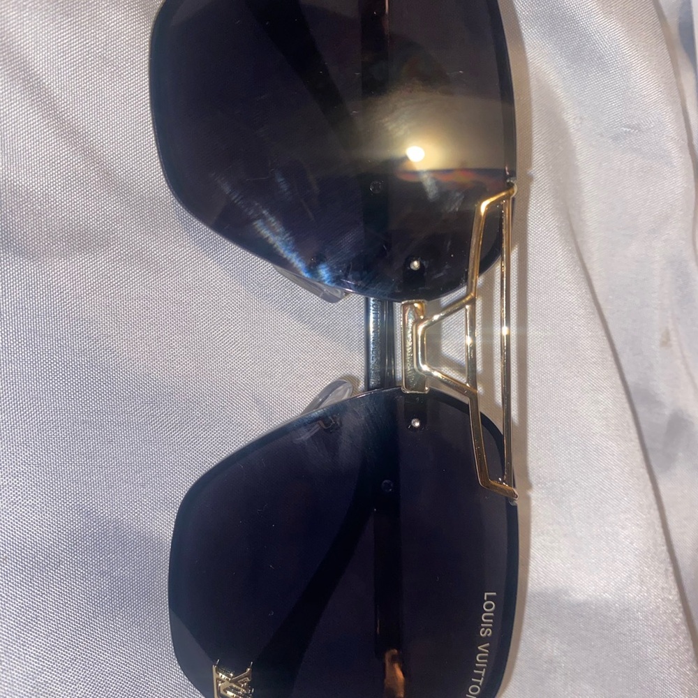 Louis Vuitton Gold and Black Designer Sunglasses